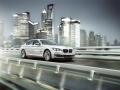 Exterior picture 3 of BMW 7-Series 740Li