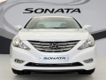 Exterior picture 1 of Hyundai Sonata Transform CRDi MT with 6 Air Bag