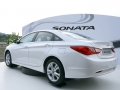 Exterior picture 5 of Hyundai Sonata Transform CRDi MT with 6 Air Bag