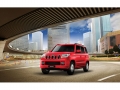 Exterior picture 2 of Mahindra TUV300 T6 Plus AMT
