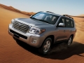 Exterior picture 2 of Toyota Land Cruiser 200 VX Standard Automatic