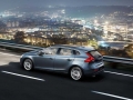 Exterior picture 3 of Volvo V40 D3 Kinetic